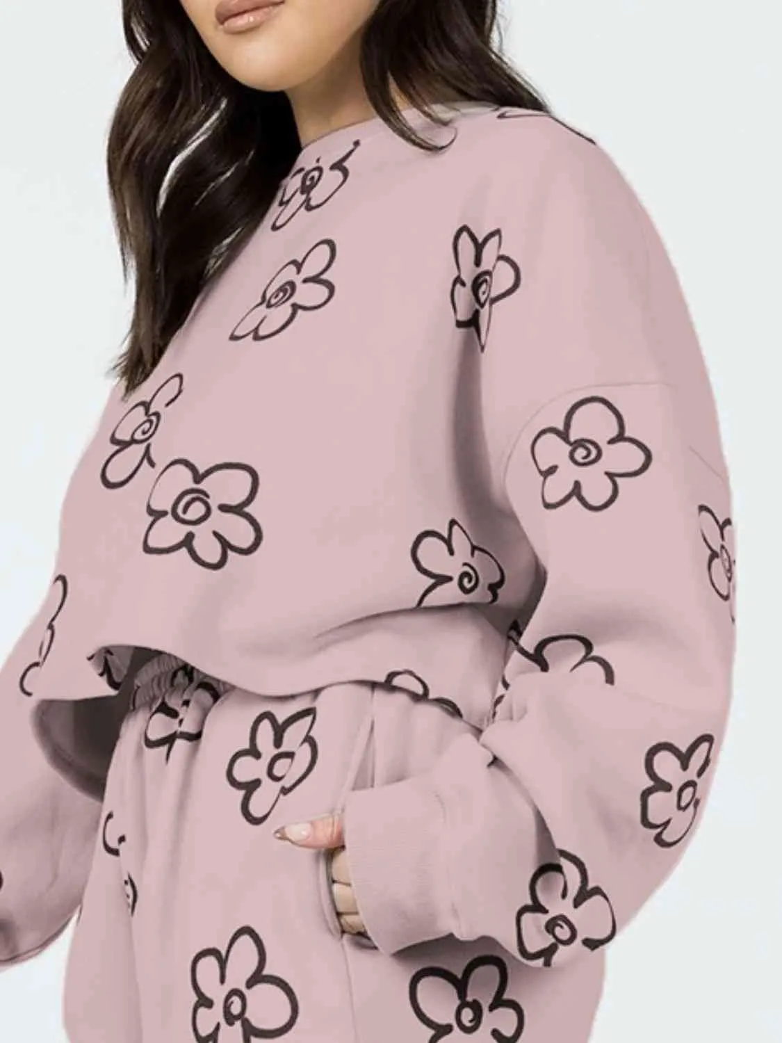 3 Comfy Floral Sweatshirt w/ Shorts Outfit