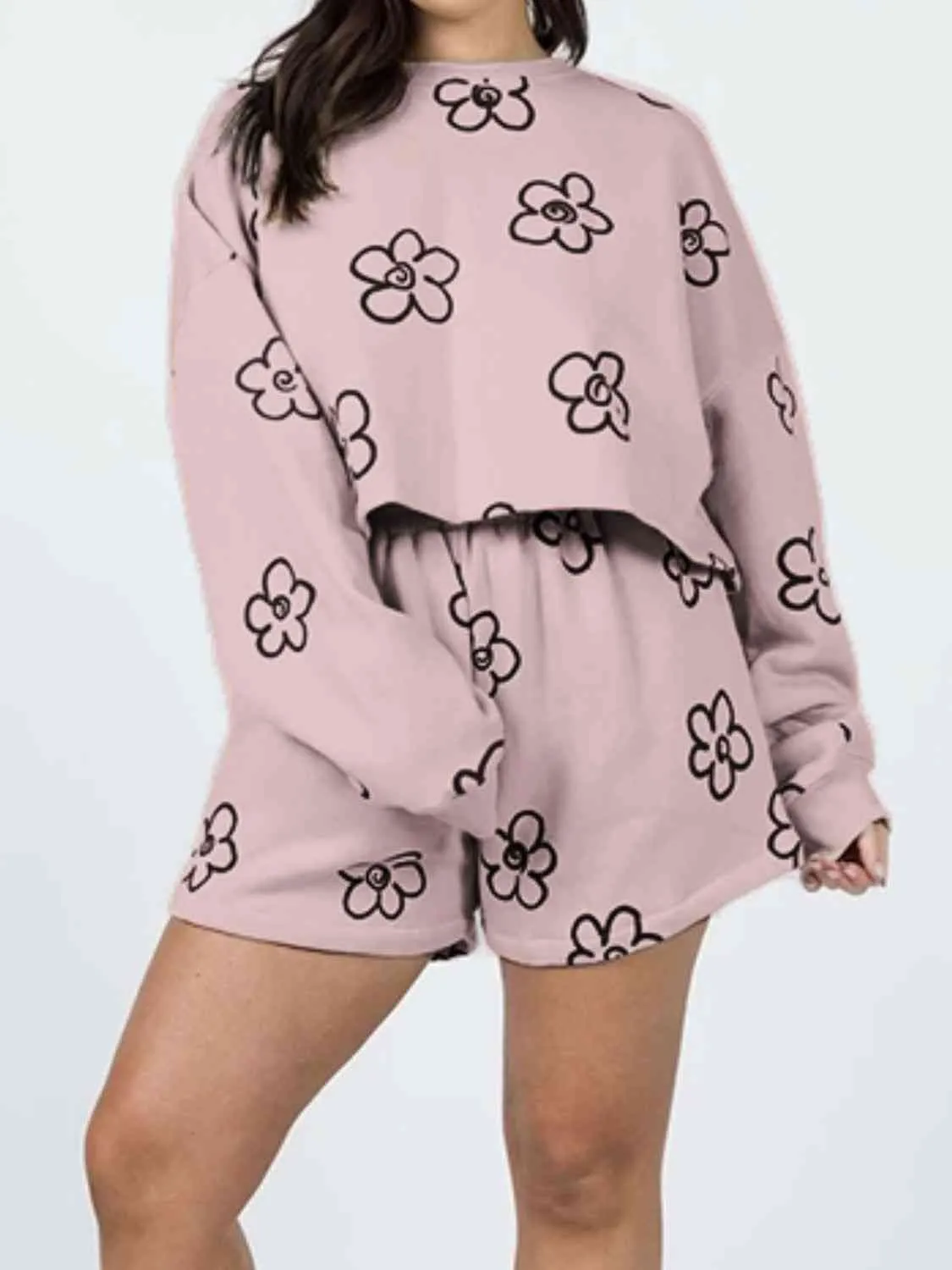 3 Comfy Floral Sweatshirt w/ Shorts Outfit