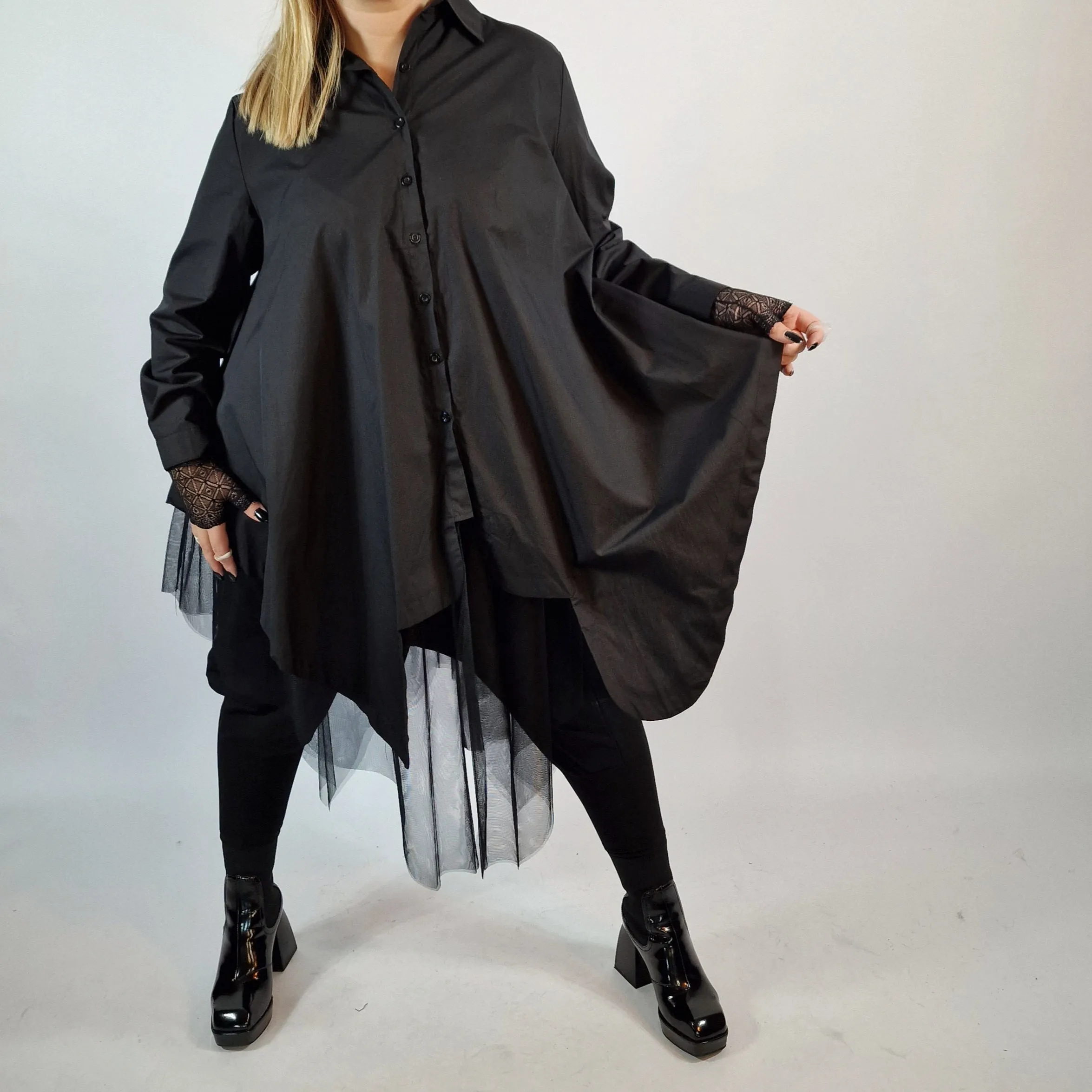 Mano Gote Irregular Design Shirt