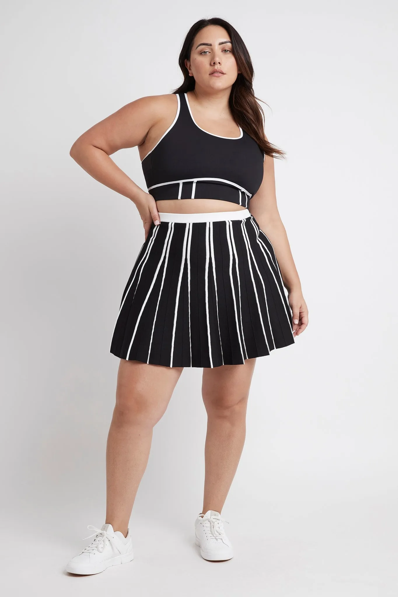 Pleated Knit Mini Skirt 611