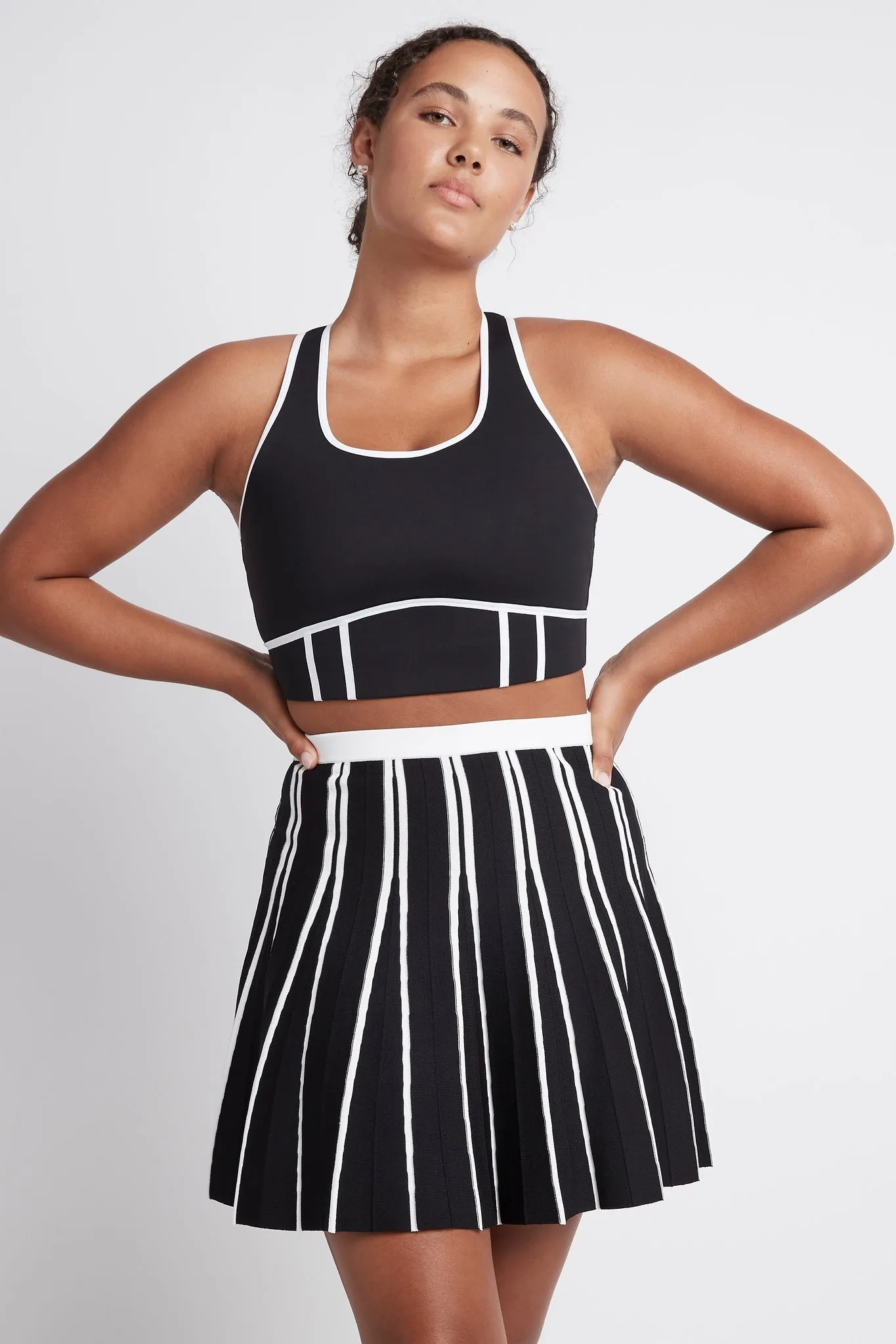 Pleated Knit Mini Skirt 611