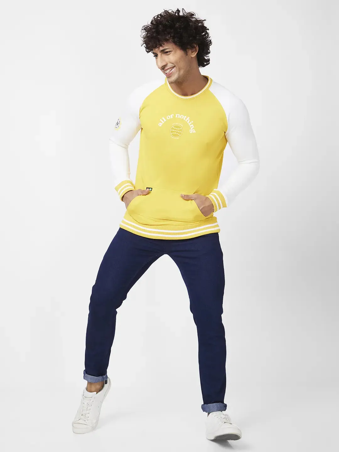 Spykar Men Chrome Yellow Blended Slim Fit Full Sleeve Round Neck Plain Sweatshirt