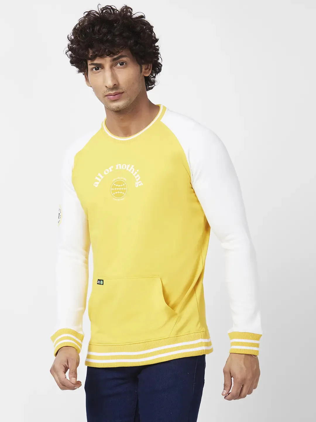 Spykar Men Chrome Yellow Blended Slim Fit Full Sleeve Round Neck Plain Sweatshirt